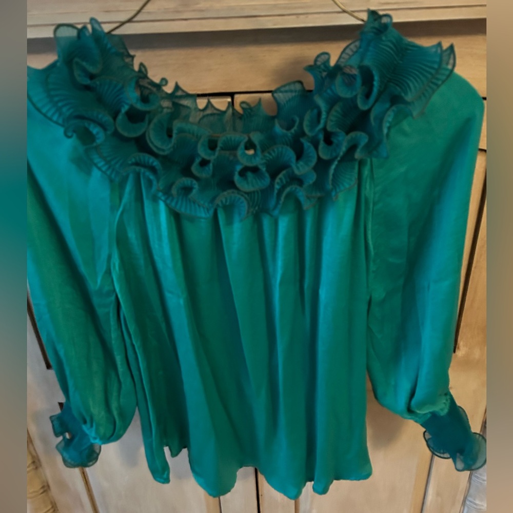 Boutique shirt
